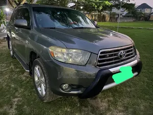 Toyota Highlander 2009 Green