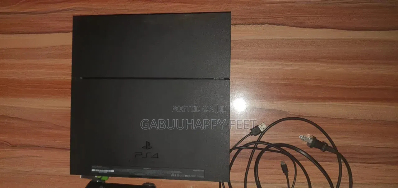 Play Station 4:Hacked 500gb Ps4