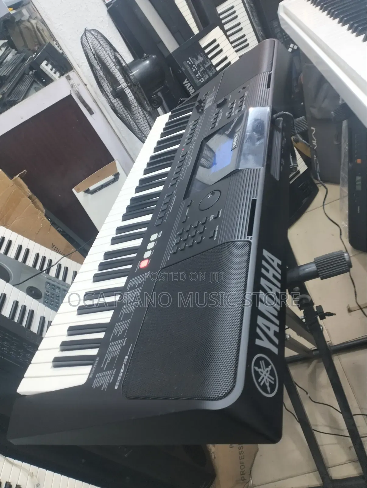 Yamaha PSR E453 Digital Portable Keyboard