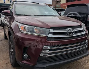 Toyota Highlander 2016 Red