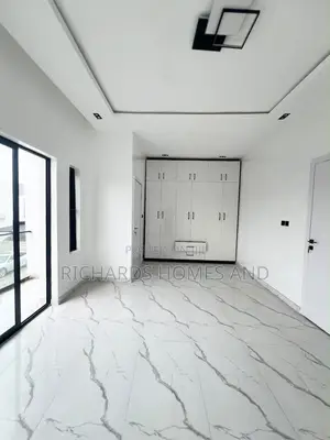 3bdrm Duplex in Abraham Adesanya Estate for rent