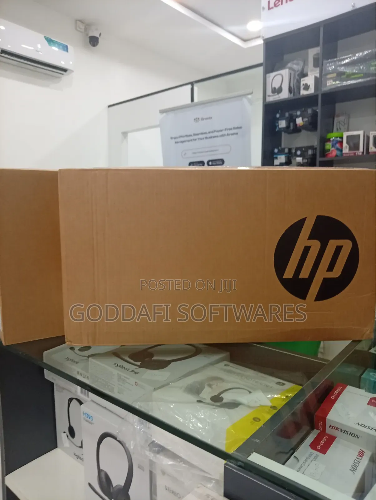 New Laptop HP 4GB Intel SSD 256GB