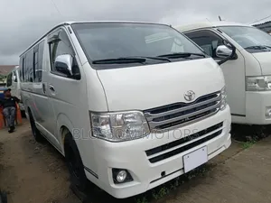 Toyota HiAce 2012 White