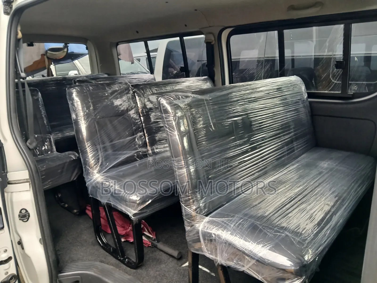 Toyota HiAce 2012 White