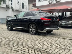 BMW X4 xDrive30i Sports Activity Coupe 2025 Black