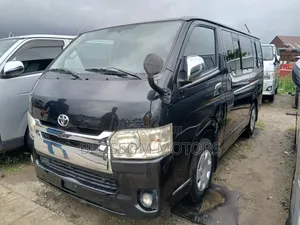 Toyota HiAce 2013 Black