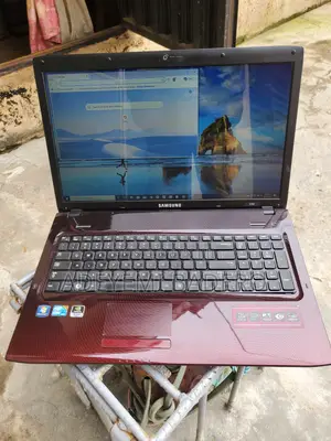 Laptop Samsung R780 8GB Intel Core i5 HDD 500GB