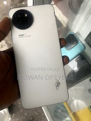 Itel S23 128 GB White