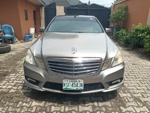 Mercedes-Benz E350 2011 Green