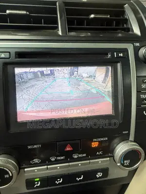 Toyota Camry LE 4dr Sedan (2.5L 4cyl 6A) 2014 Red