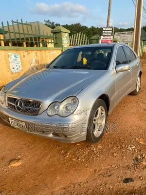 Mercedes-Benz C-Class 2006