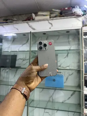 Apple iPhone 15 Pro 128 GB White
