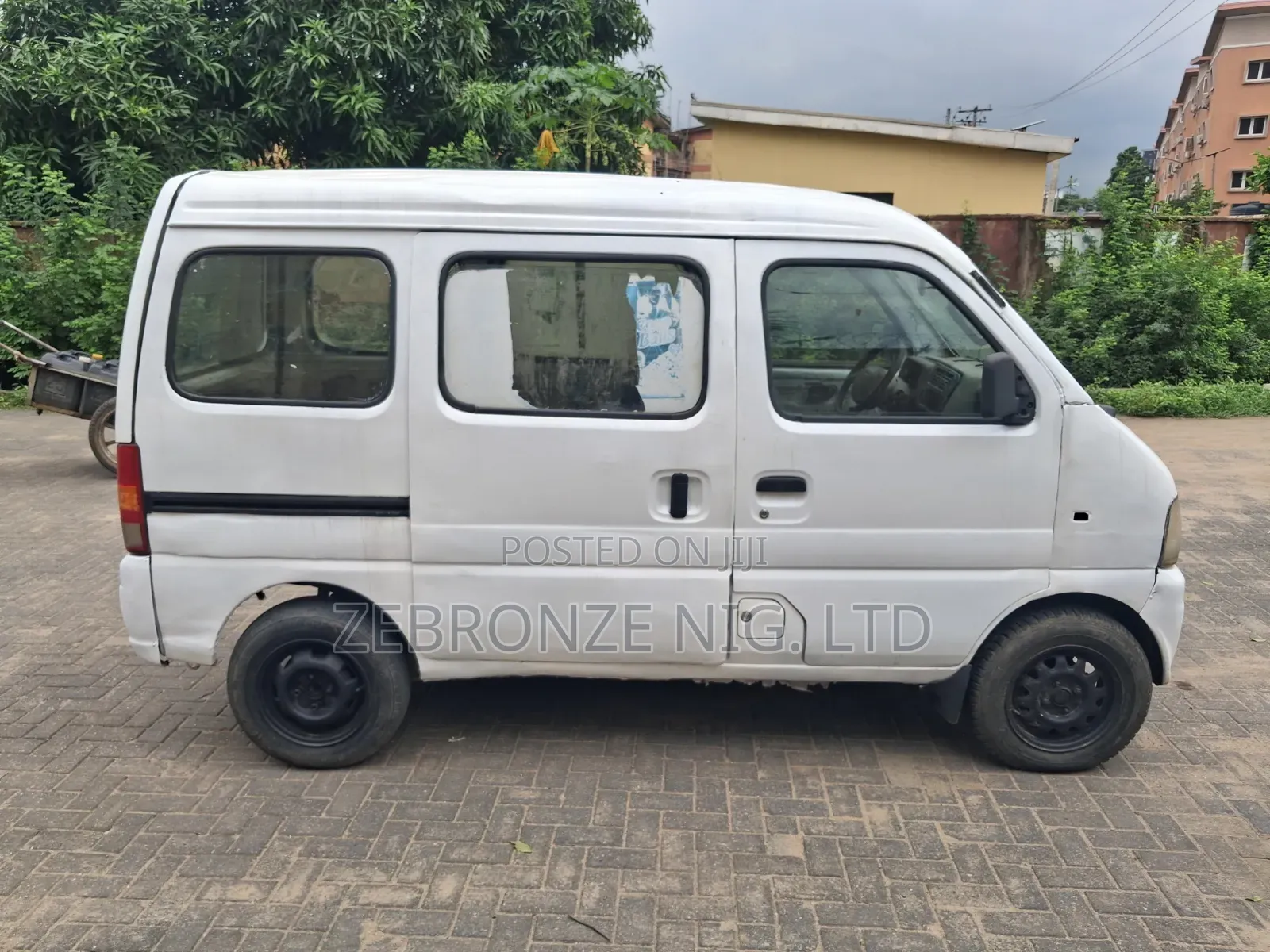 Suzuki Every 1999 White