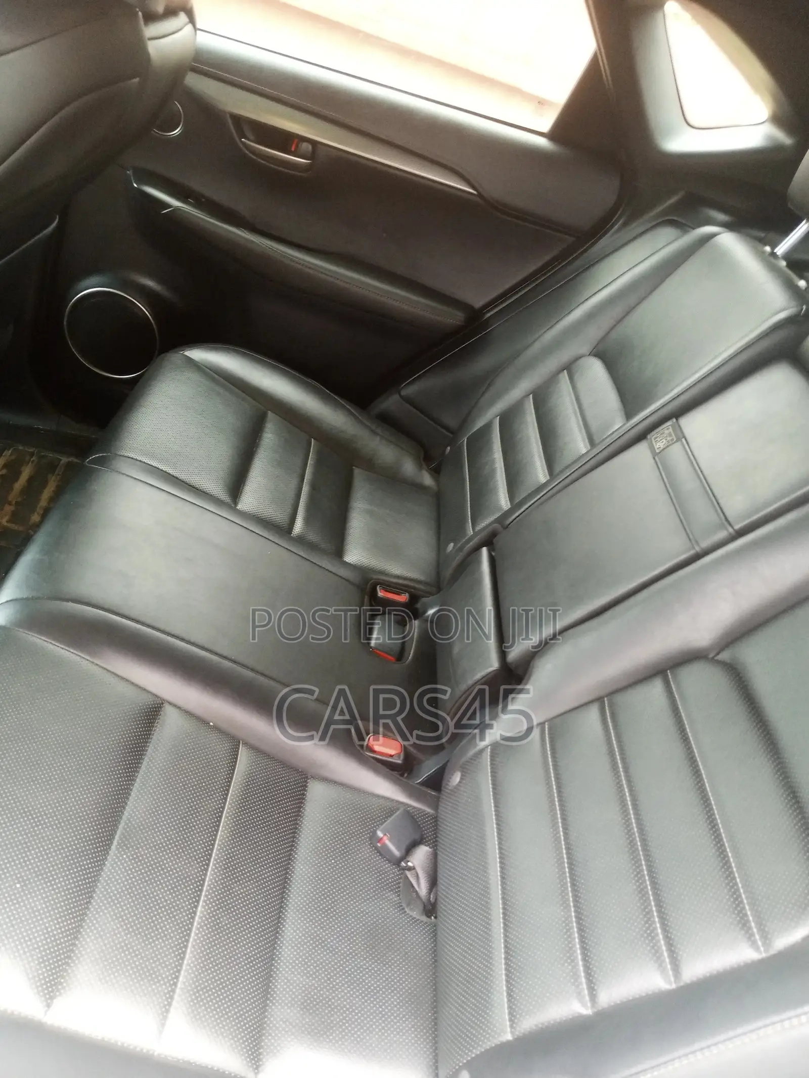 Lexus NX 2016 Silver