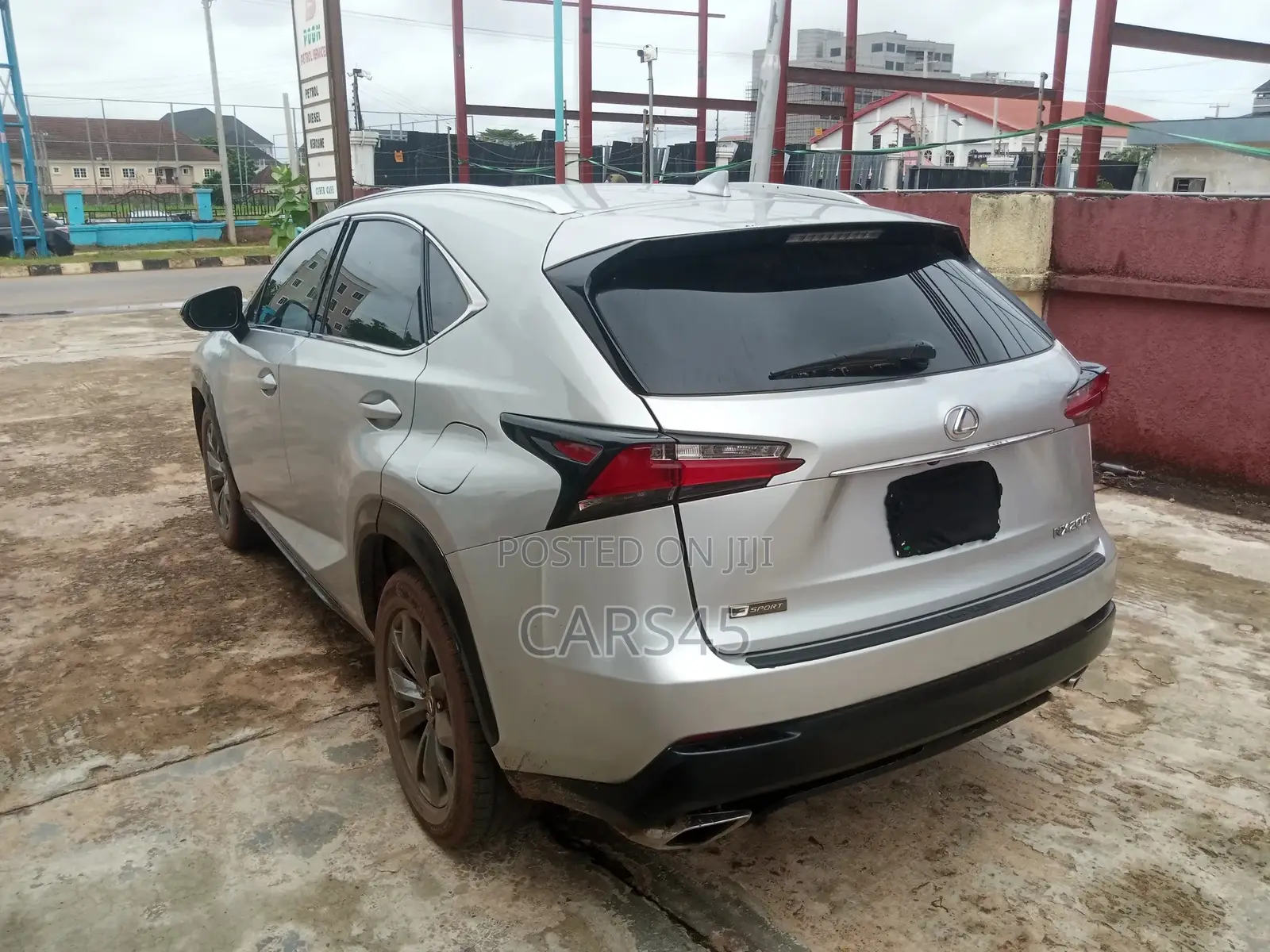 Lexus NX 2016 Silver