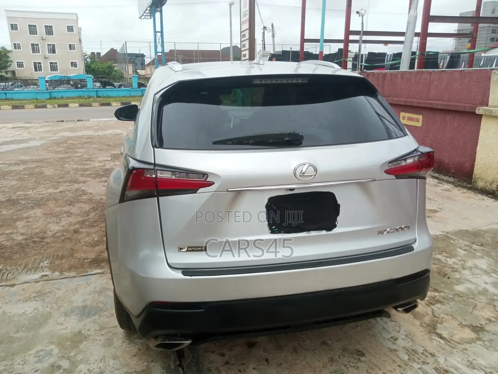 Lexus NX 2016 Silver