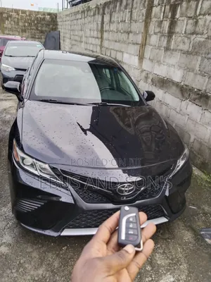 Toyota Camry 2018 Black