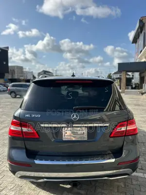 Mercedes-Benz M Class ML350 4dr SUV (3.5L 6cyl 7A) 2015 Gray