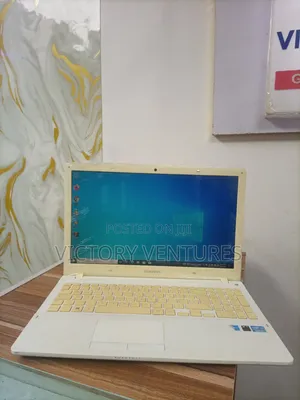 Laptop Samsung 4GB Intel Core i5 HDD 500GB