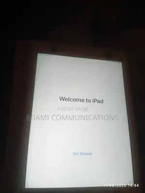 Apple iPad Air 16 GB White