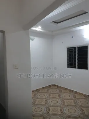 1bdrm Room & Parlour in Agbor Road Bypass, Benin City for rent