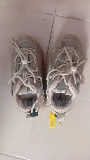 Affordable Luxury Kids Shoes For Giveaway Prices