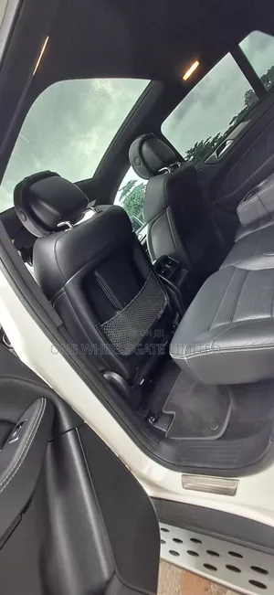 Mercedes-Benz GLE-Class 2018 White