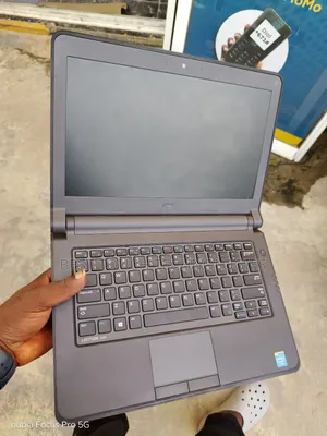 Laptop Dell Latitude 13 3340 4GB Intel Pentium HDD 320GB