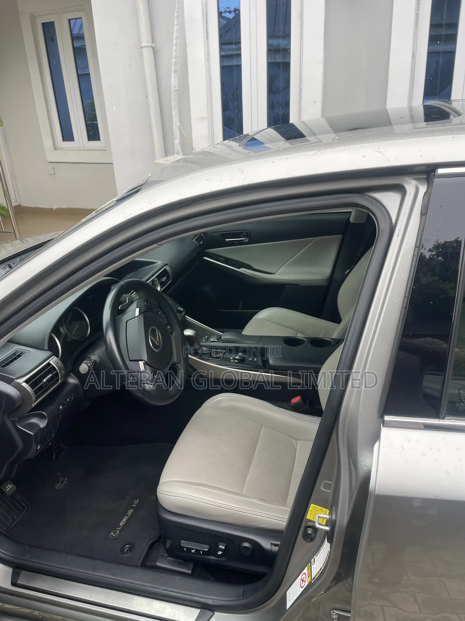 Lexus IS 2015 Silver