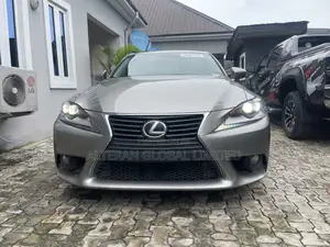 Lexus IS 2015 Silver