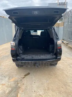 Toyota 4-Runner 2019 Black