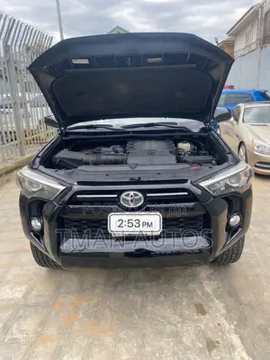 Toyota 4-Runner 2019 Black