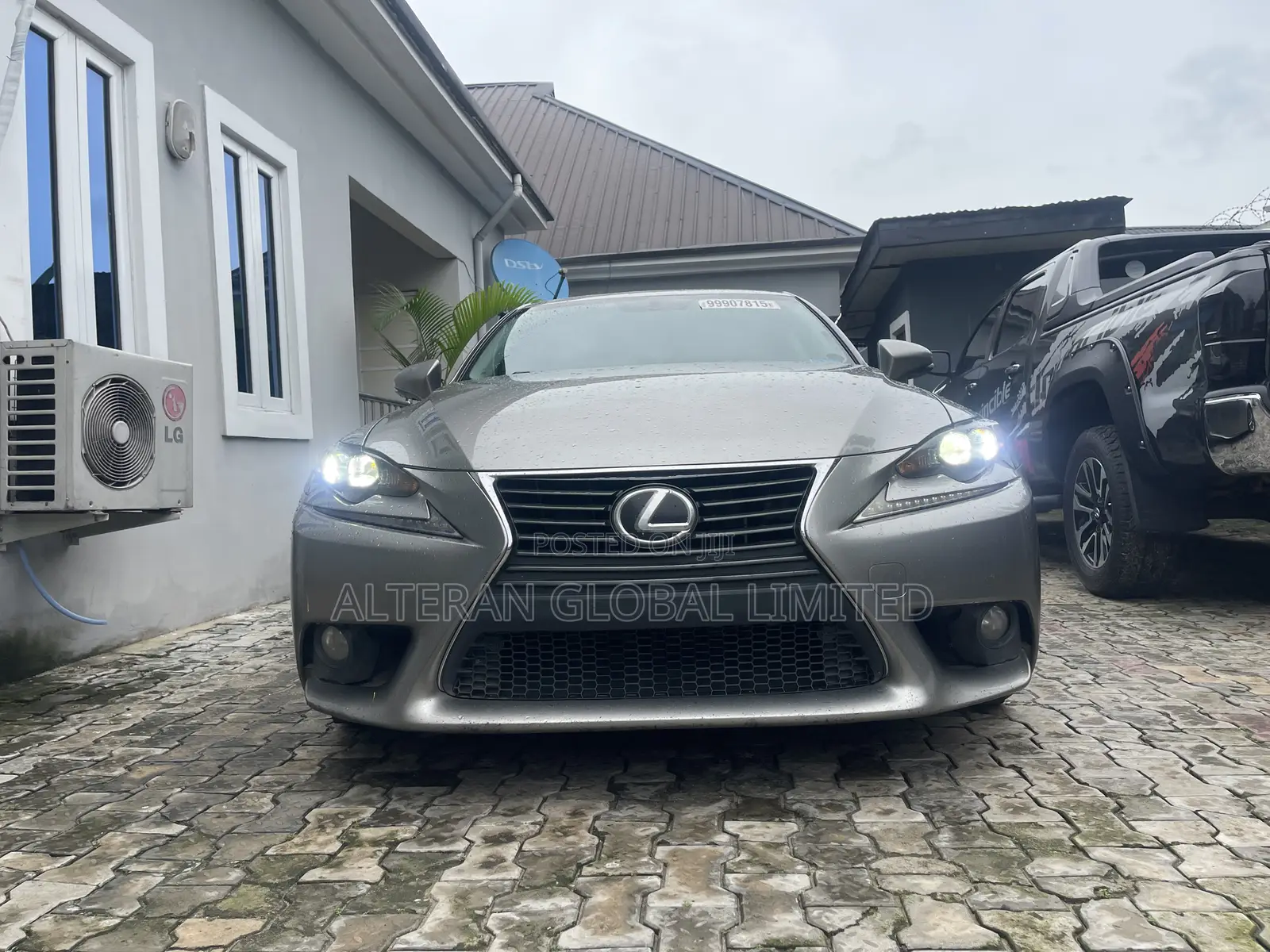 Lexus IS 2015 Silver