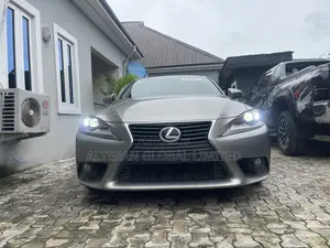Lexus IS 2015 Silver