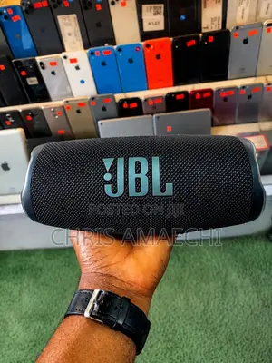 JBL Charge 5