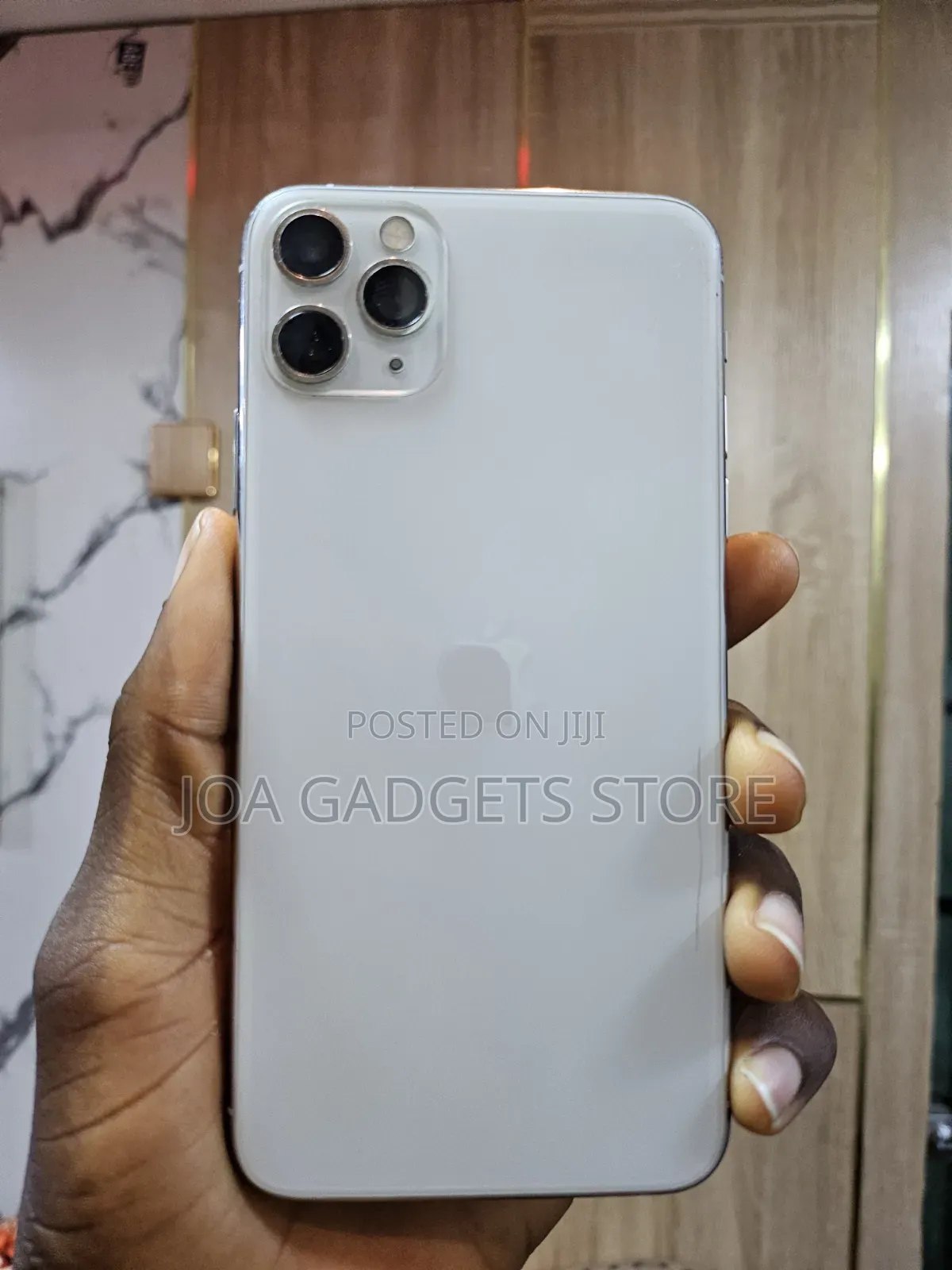 Apple iPhone 11 Pro Max 64 GB White