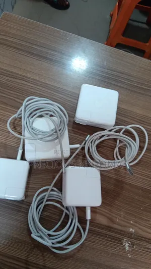 Original/Belgium Apple Safe 3 Chargers