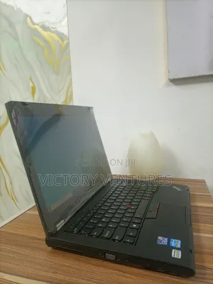 Laptop Lenovo ThinkPad T430 4GB Intel Core i5 HDD 500GB