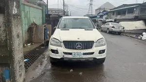 Mercedes-Benz M Class ML 350 AWD 4Matic (3.5L V6 7A) 2006 White