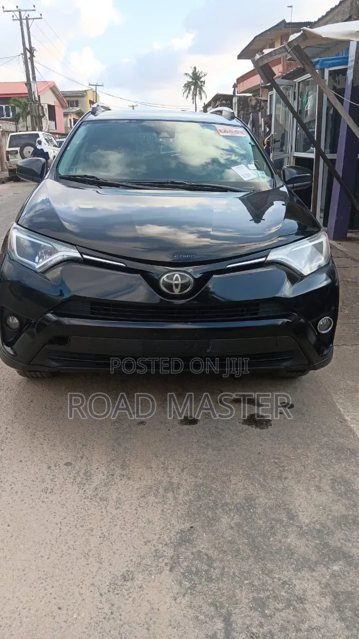 Toyota RAV4 2017 Black