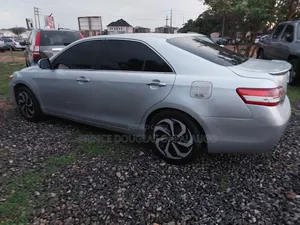 Toyota Camry LE 4dr Sedan (2.4L 4cyl 5A) 2008 Silver