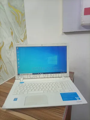 Laptop Toshiba Satellite L50 8GB Intel Core i7 HDD 320GB