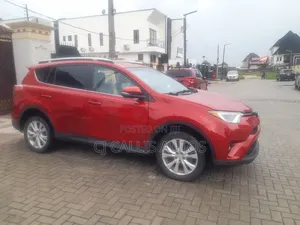 Toyota RAV4 Limited 4dr SUV AWD (2.5L 4cyl 6A) 2015 Red