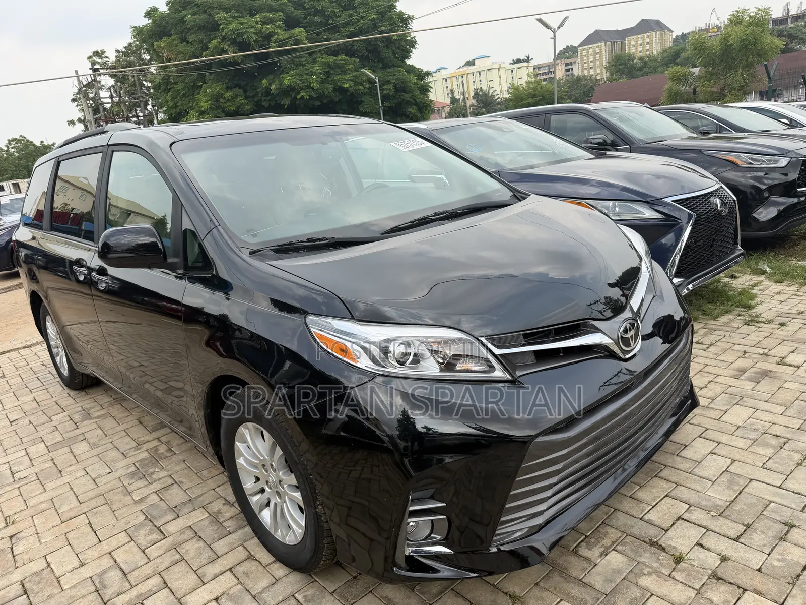 Toyota Sienna 2017 Black
