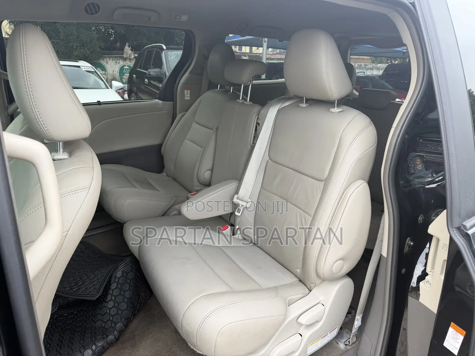 Toyota Sienna 2017 Black