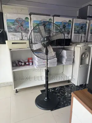 18 Inches Rechargeable Solar Fan With Lithium Battery Usb