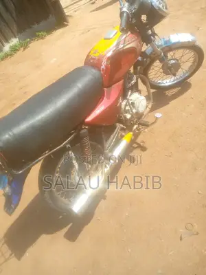 Bajaj Boxer 2021 Red
