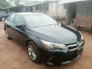 Toyota Camry SE 4dr Sedan (2.5L 4cyl 6A) 2015 Black