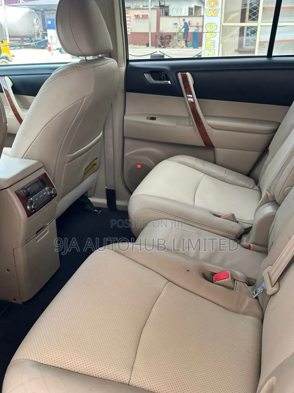 Toyota Highlander Limited 2012 White