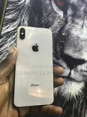 Apple iPhone XS Max 64 GB Gold
